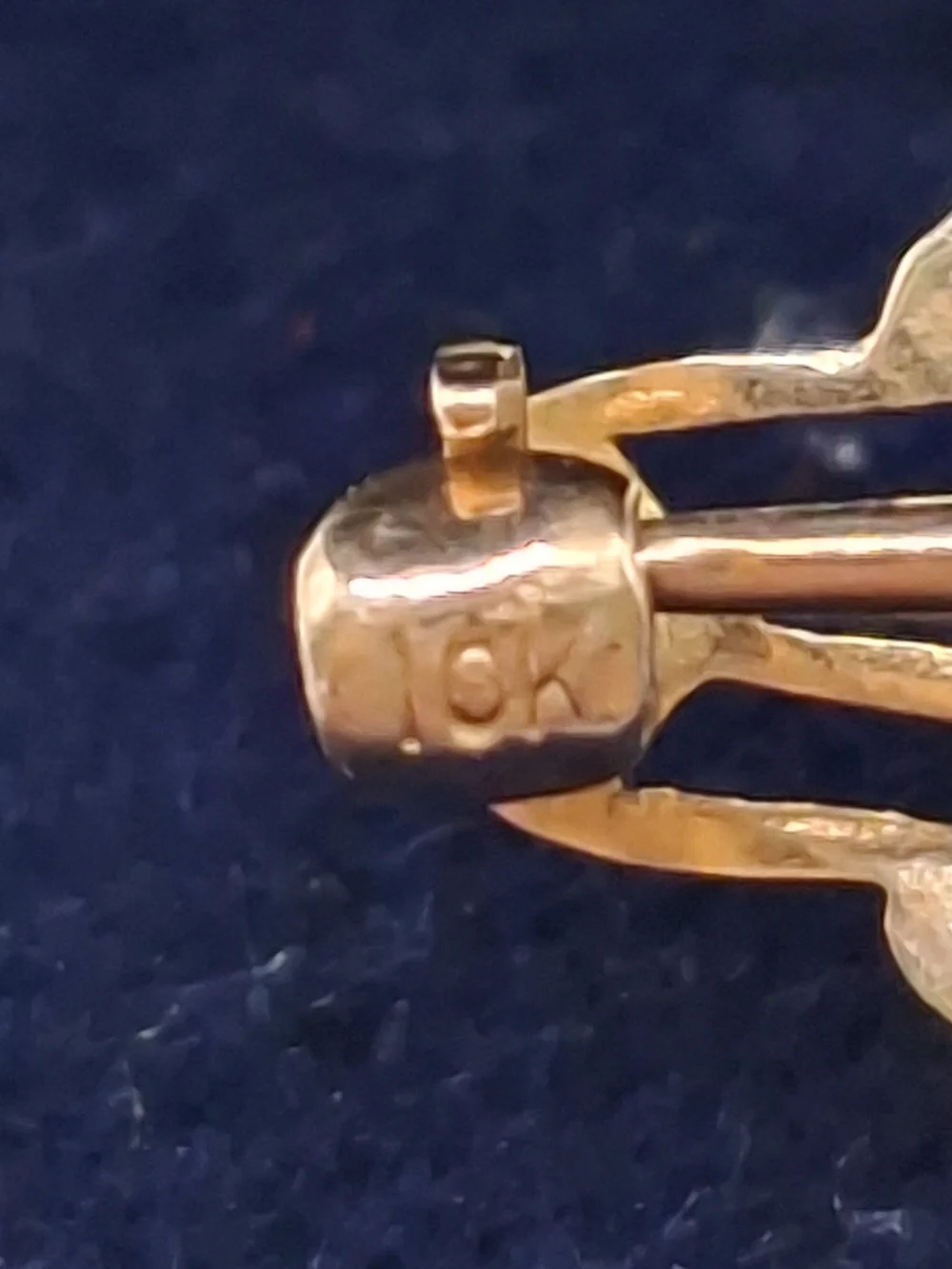 10K Gold Filigree Bar Brooch with Amber Center Stone And 2 Small Pearls